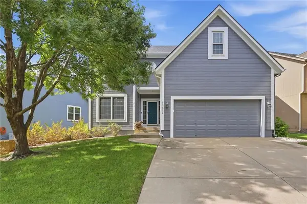 13822 S Hagan Street, Olathe, KS 66062