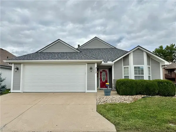 317 NW Vail Court, Blue Springs, MO 64014