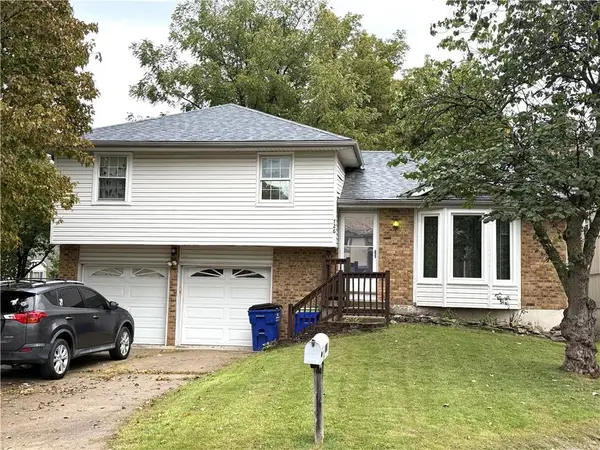 726 Trant Street, Edwardsville, KS 66111