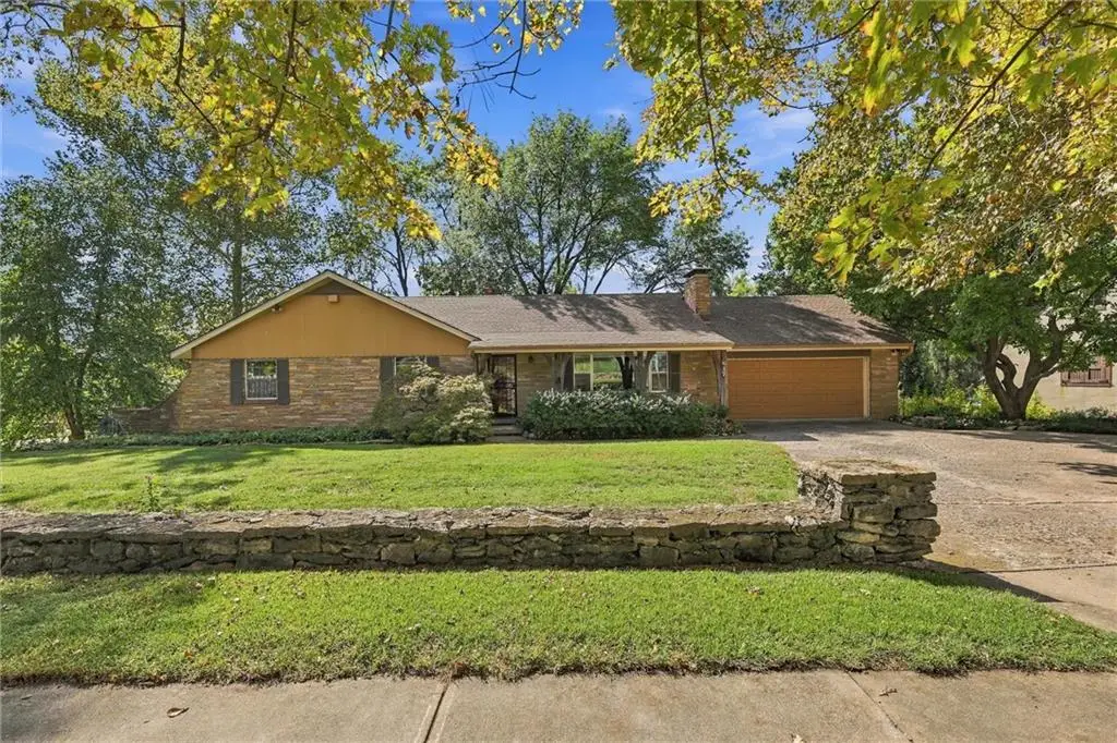 617 Brush Creek Boulevard, Kansas City, MO 64110 - #1