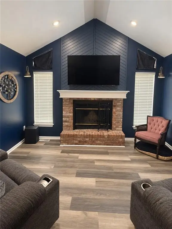 2121 NW Hidden Pointe Court, Blue Springs, MO 64015 - #2