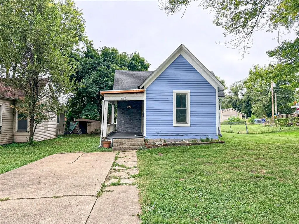812 E 7th Street, Sedalia, MO 65301 - #1