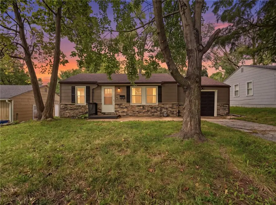1604 N 44th Street, Kansas City, KS 66102 - #3