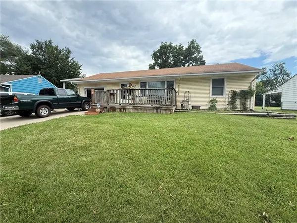 12214 E 48th Street S, Independence, MO 64055