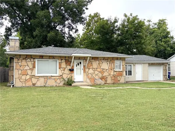 2020 W 14th Street, Sedalia, MO 65301