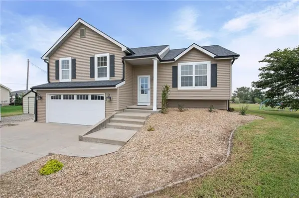 15150 Roger Road, Leavenworth, KS 66048