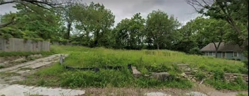 5014 Agnes Avenue, Kansas City, MO 64130 - #1