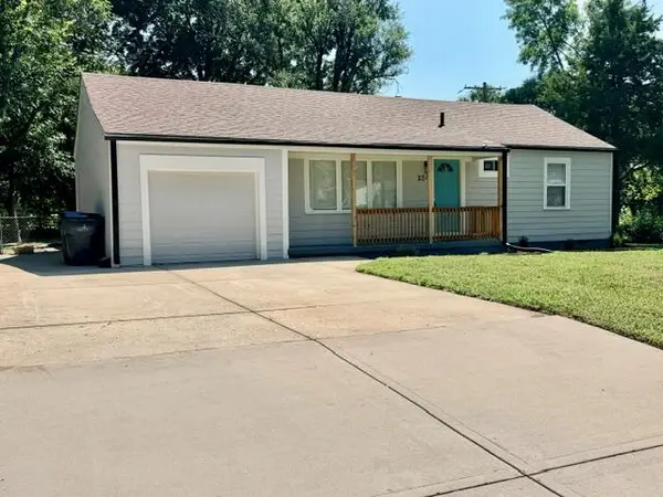 224 S Central Street, Olathe, KS 66061