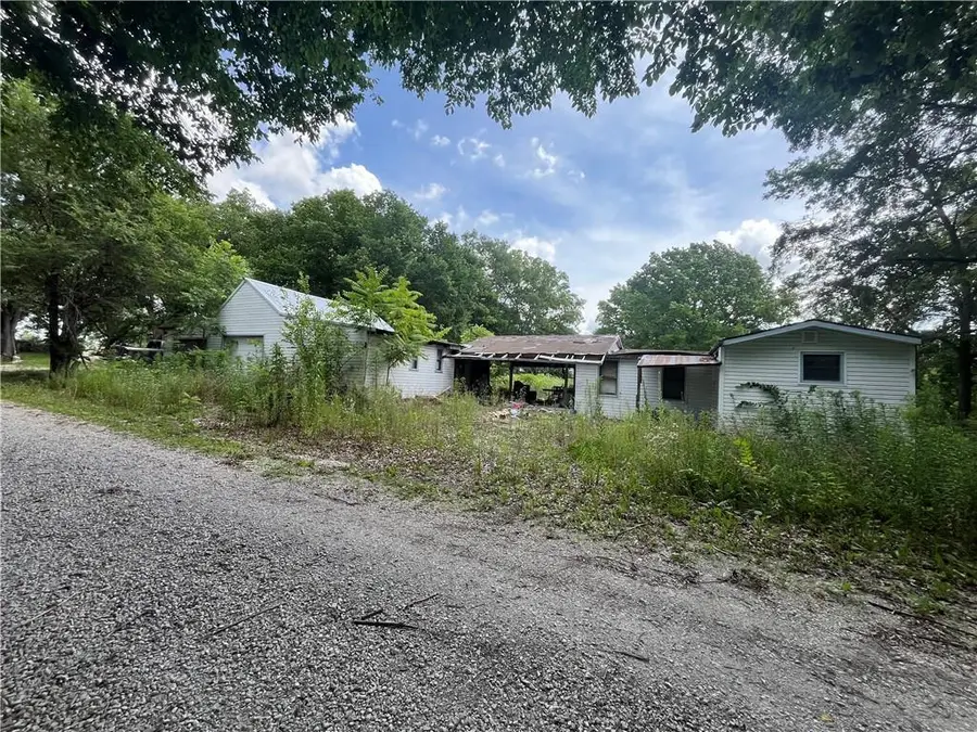 606 N First Street, Creighton, MO 64739 - #2
