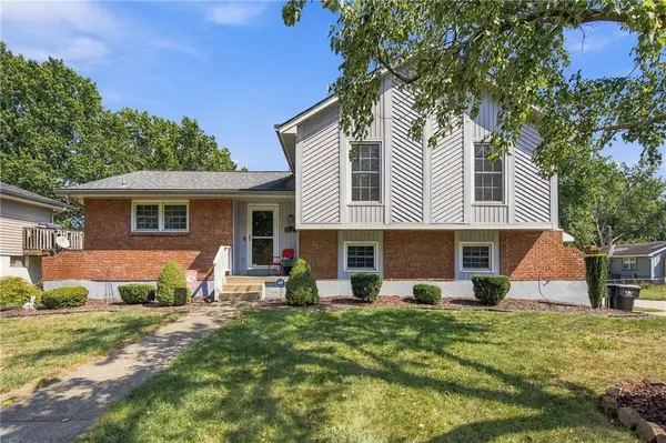 3023 Bryn Mawr Drive, Independence, MO 64057