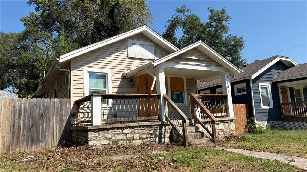2104 E 59th Street, Kansas City, MO 64130 - #1