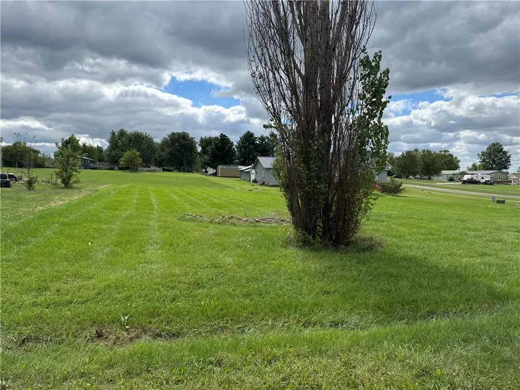 204 Oak Street, Pattonsburg, MO 64670 - #1