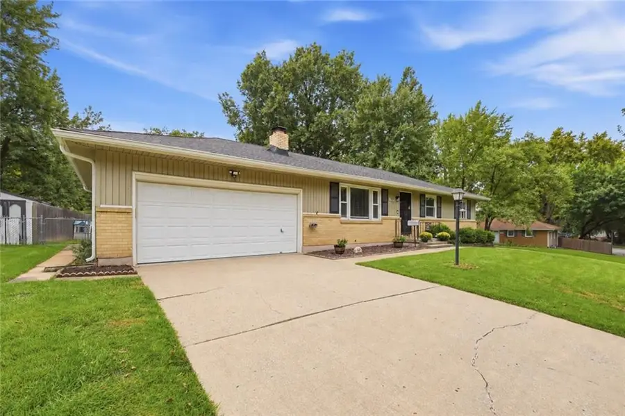 1901 NE 51st Terrace, Kansas City, MO 64118 - #2