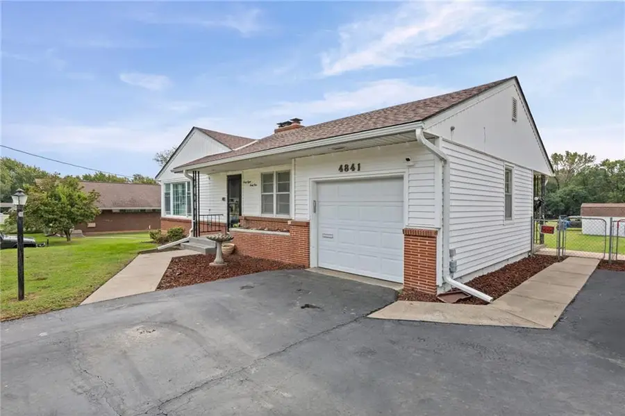 4841 Gibbs Road, Kansas City, KS 66106 - #2
