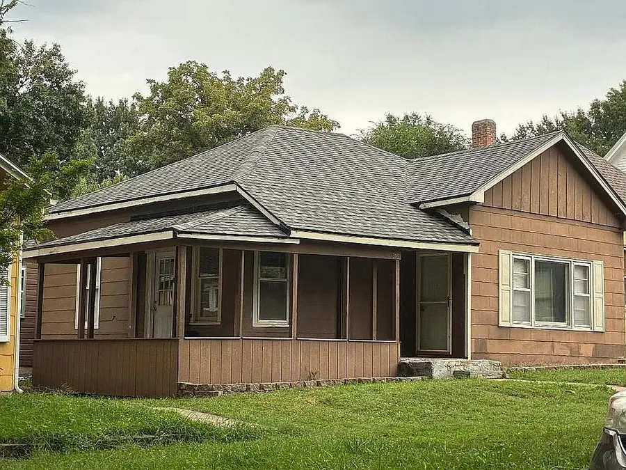 316 Vine Street, Leavenworth, KS 66048 - #2