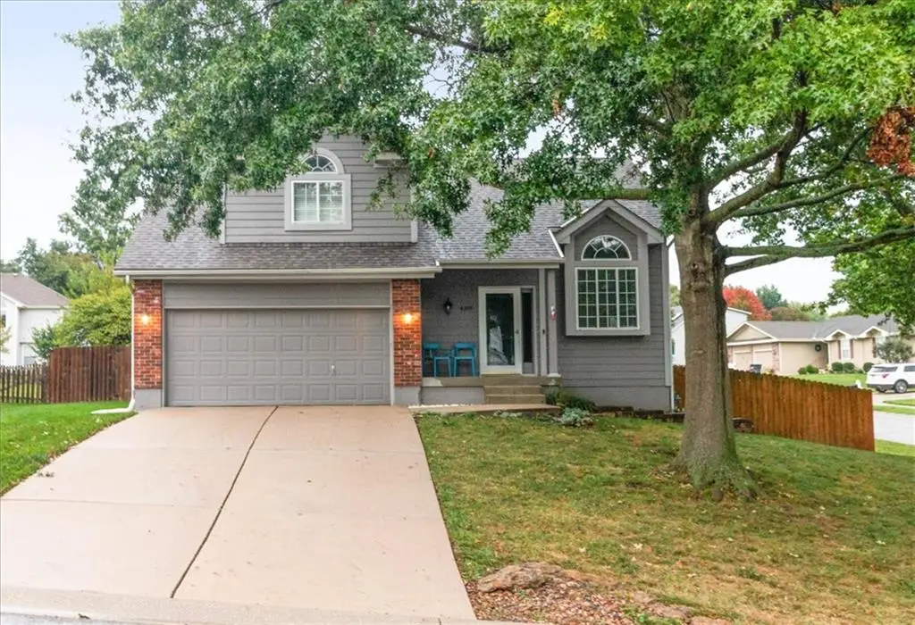 4301 NW Cortland Drive, Blue Springs, MO 64015 - #1