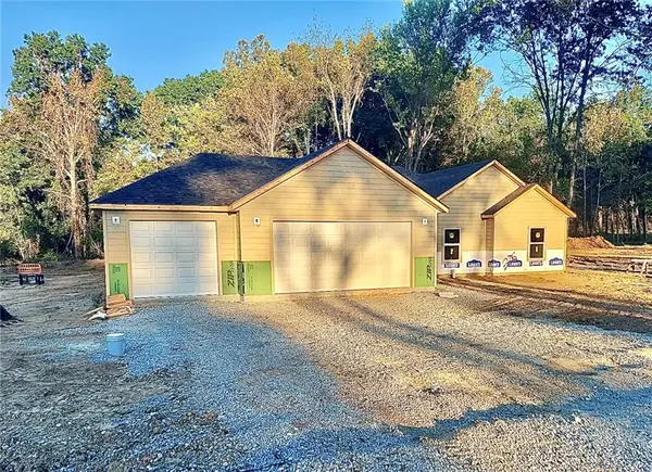 316 NE 21st Road, Warrensburg, MO 64093