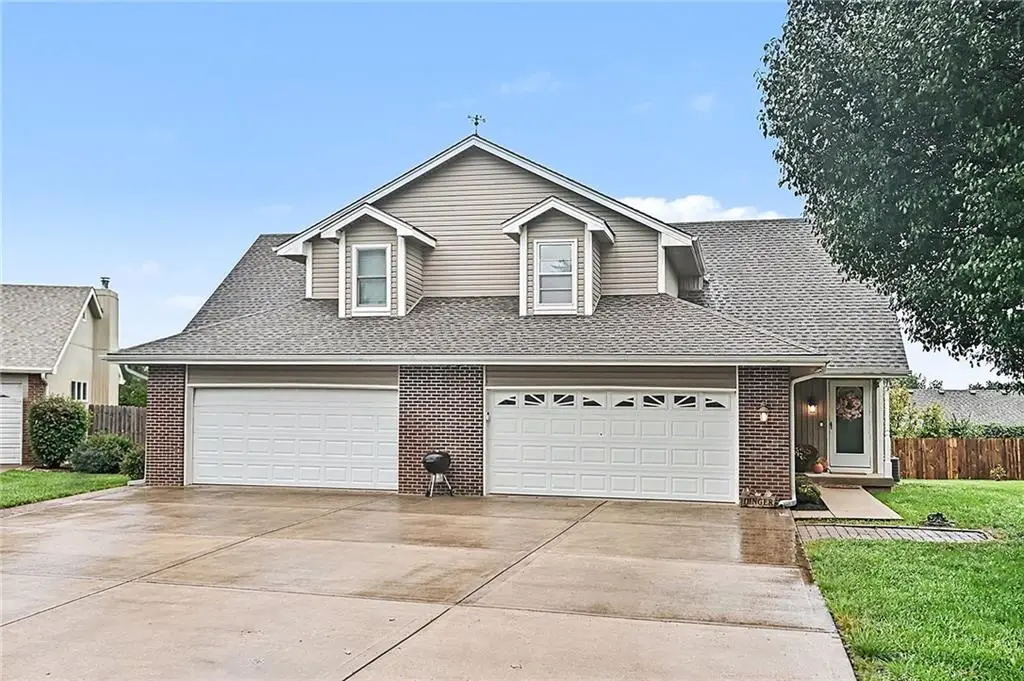 513 Cape Cod Court, Smithville, MO 64089 - #1