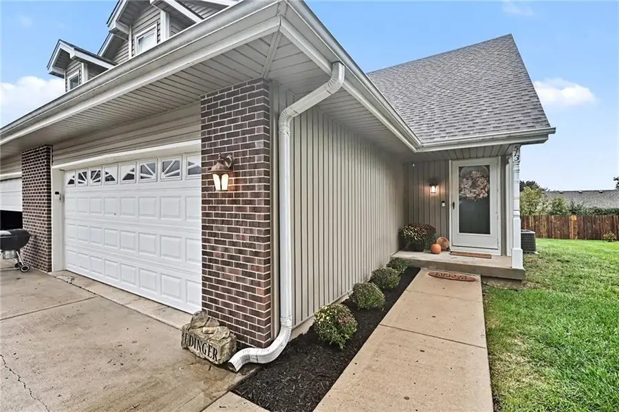 513 Cape Cod Court, Smithville, MO 64089 - #3