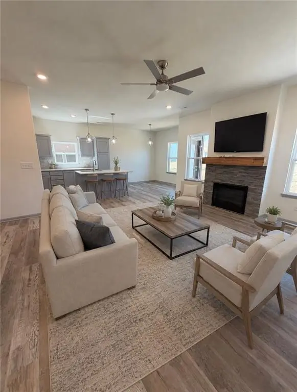 1313 NE Redwood Court, Oak Grove, MO 64075 - #3