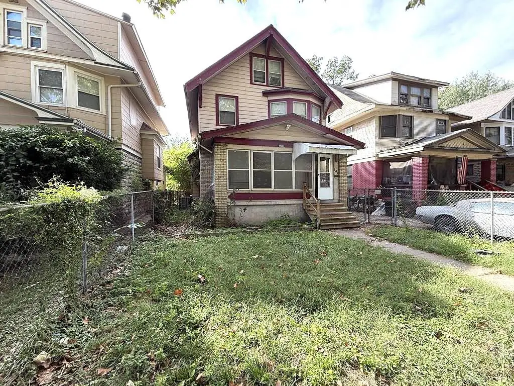 3249 E 28th Street, Kansas City, MO 64128 - #1
