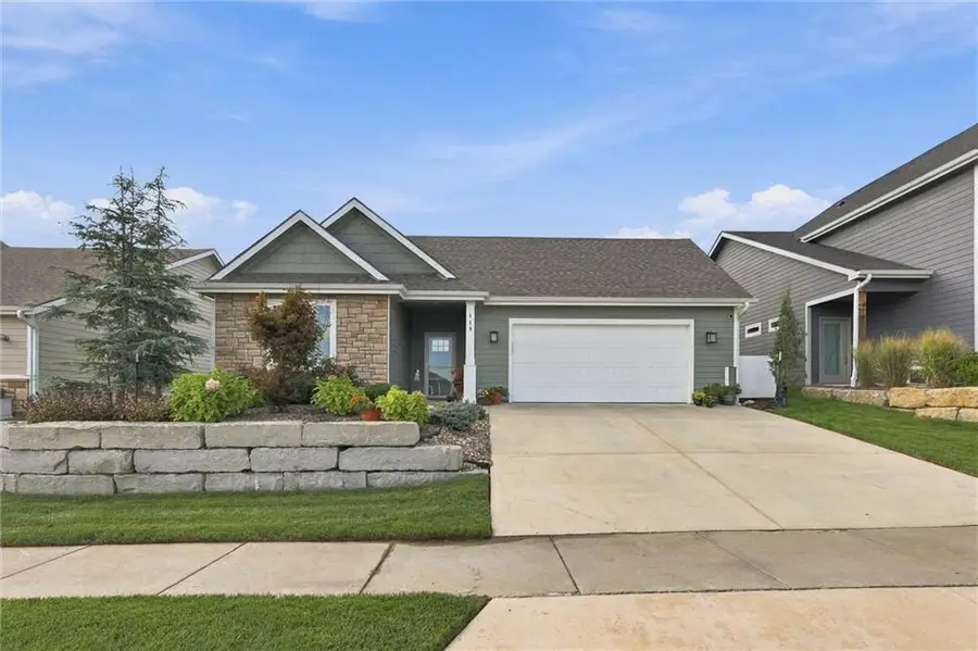 419 N Daylily Drive, Lawrence, KS 66049 - #2