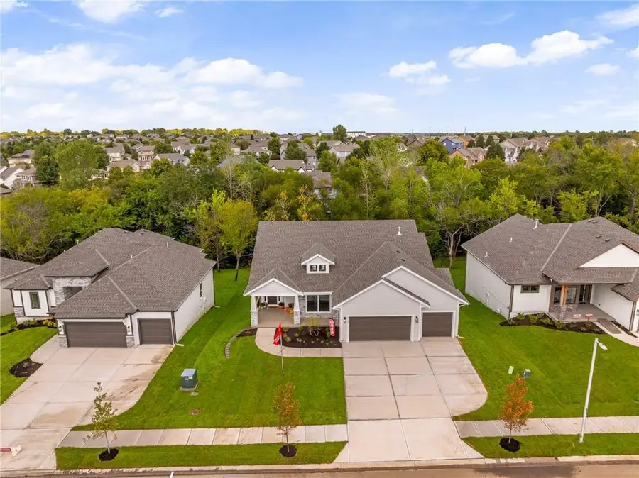 6034 Apache Drive, Shawnee, KS 66226 - #3