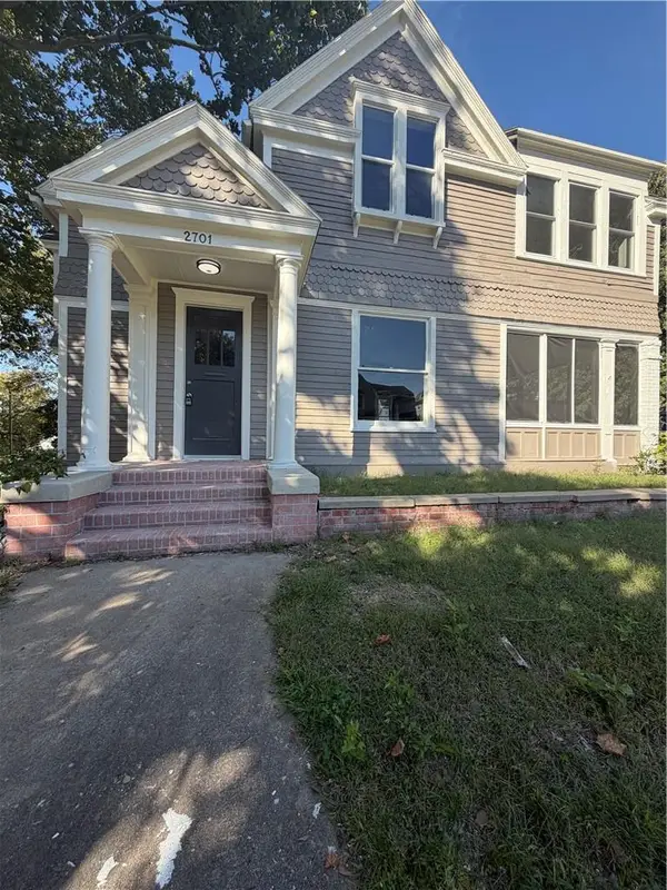 2701 Folsom Street, St Joseph, MO 64506