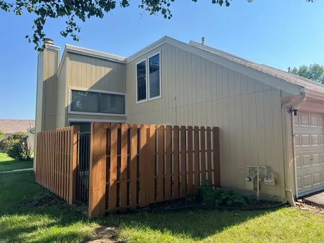 808 E 121st Terrace, Kansas City, MO 64146 - #2