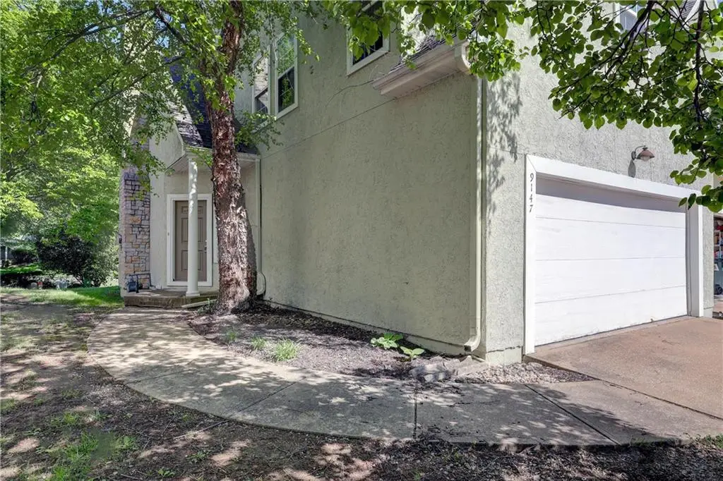 9147 Boehm Drive, Lenexa, KS 66219 - #1