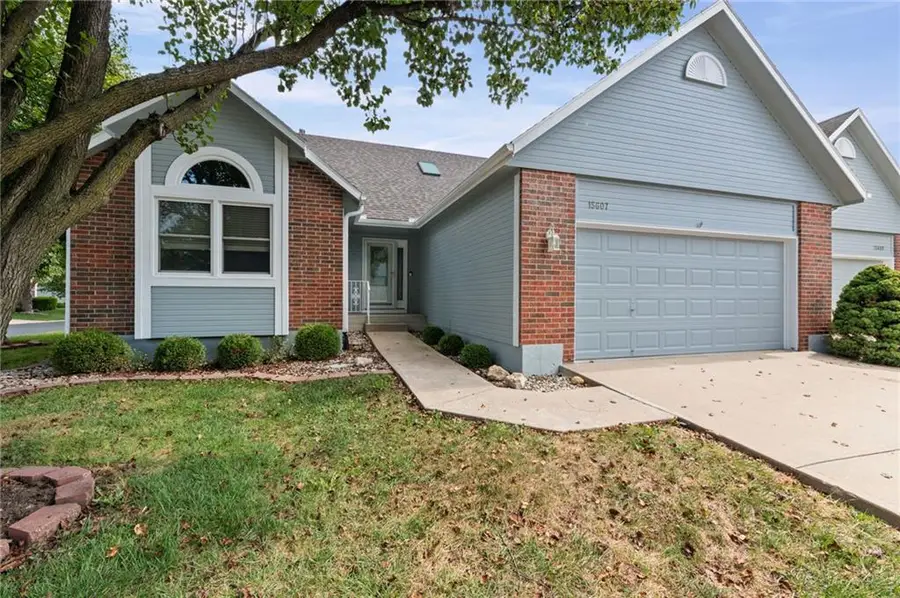 15607 Broadmoor Street, Overland Park, KS 66223 - #3