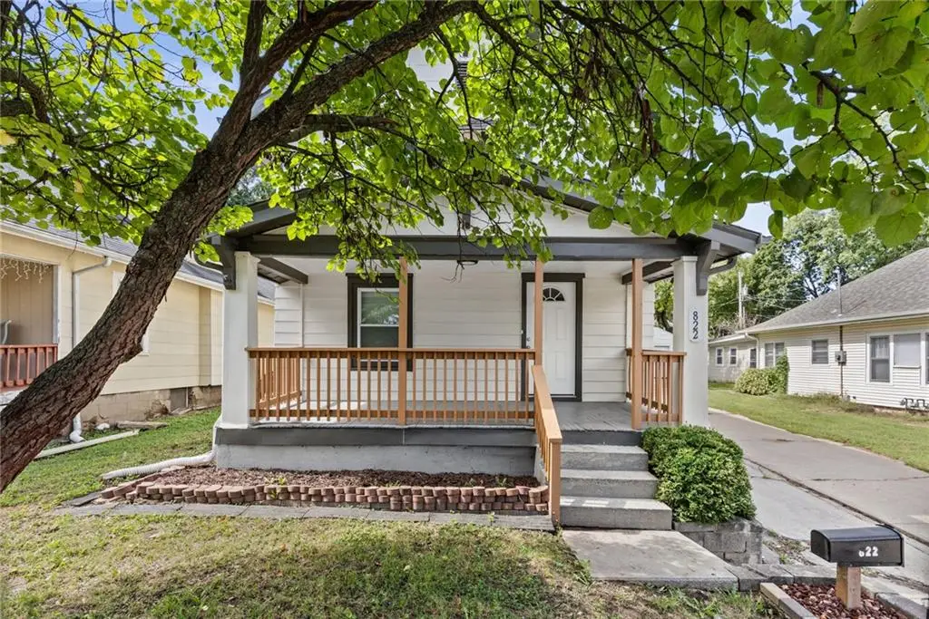 822 S Hardy Avenue, Independence, MO 64053 - #1