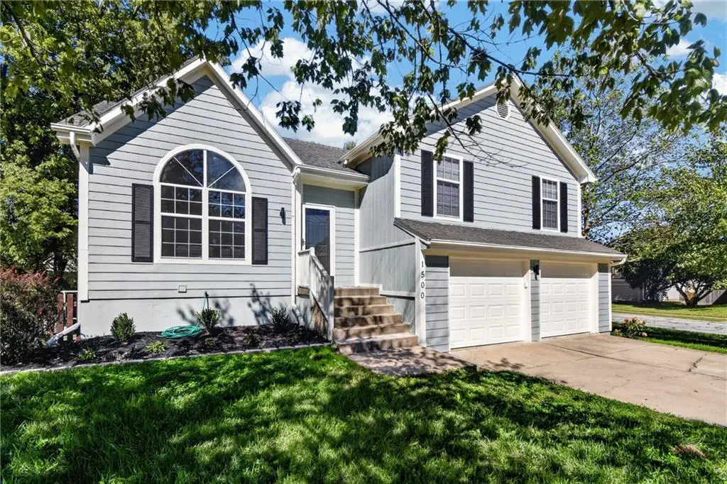 1500 NE Bronze Drive, Lees Summit, MO 64086 - #1