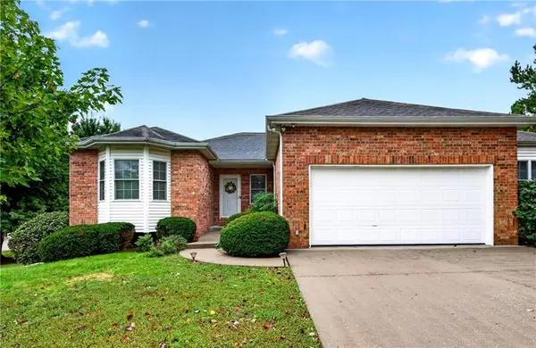 623 Carriage Court, Nevada, MO 64772
