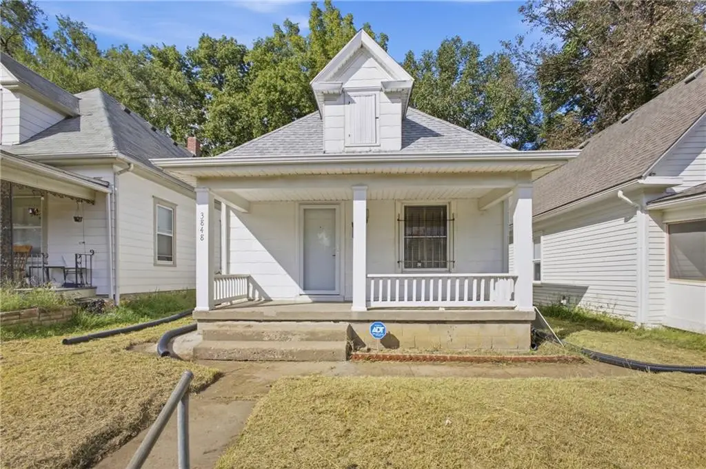3848 E 9th Terrace, Kansas City, MO 64127 - #1