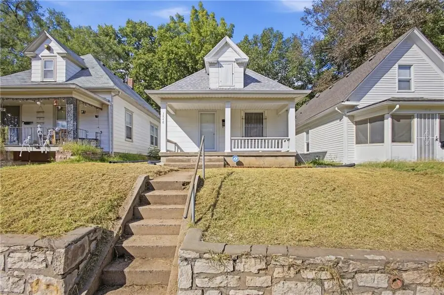 3848 E 9th Terrace, Kansas City, MO 64127 - #2