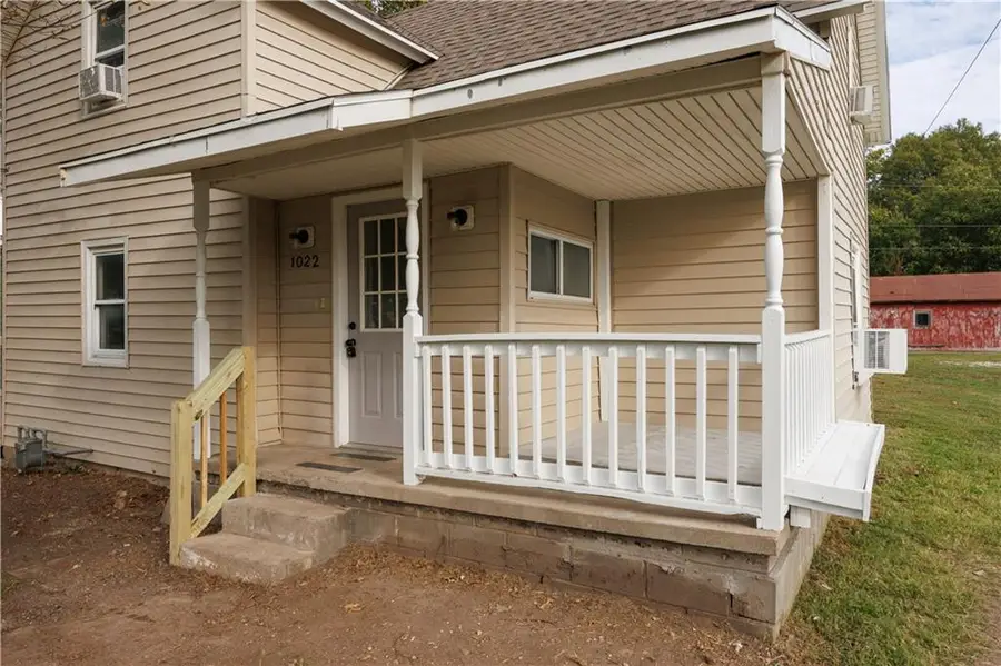 1022 Granby Street, Neodesha, KS 66757 - #3