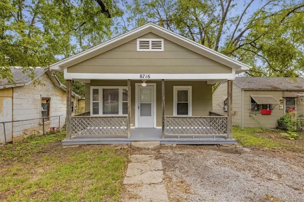 8716 E Roberts Street, Independence, MO 64053 - #1