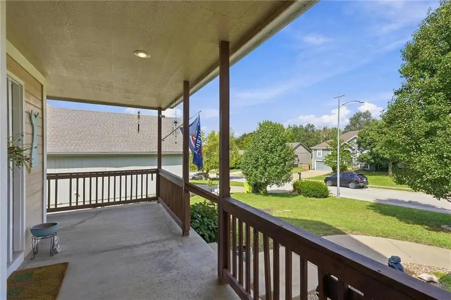 509 Fairway Road, Belton, MO 64012 - #3