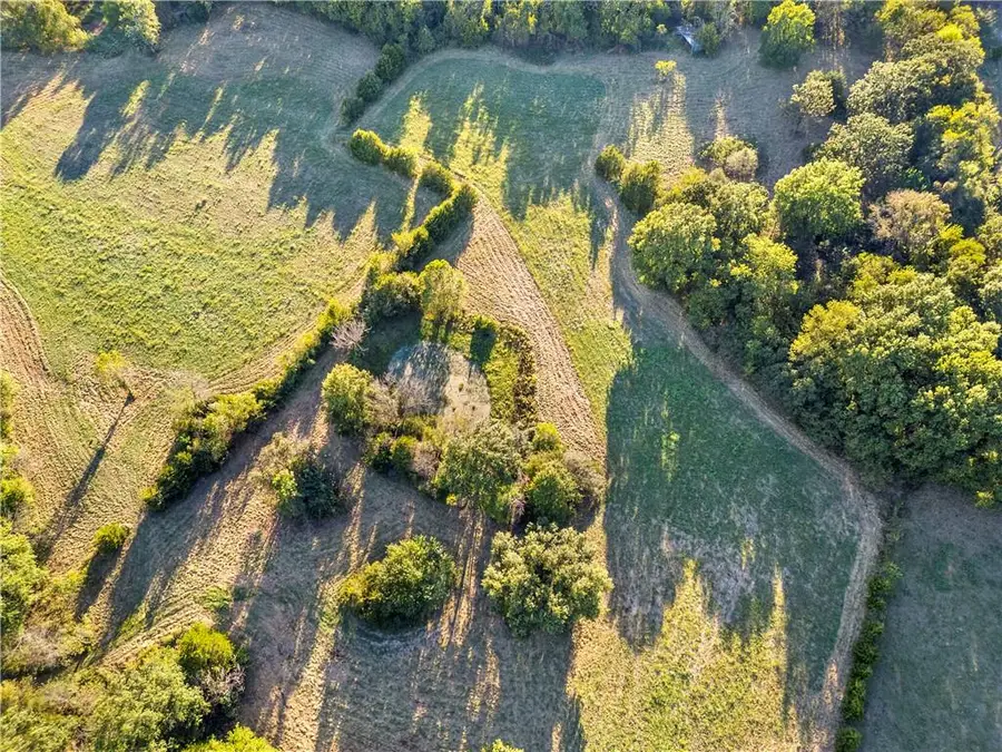 27785 E E Highway, Milo, MO 64767 - #3