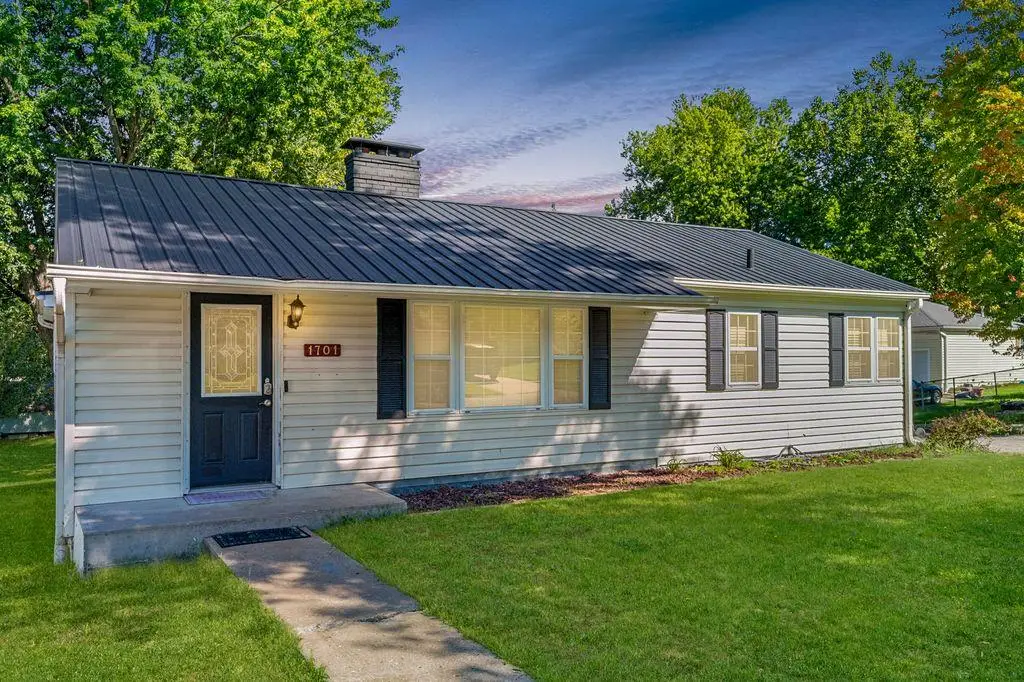 1701 Rosewood Lane, Chillicothe, MO 64601 - #1