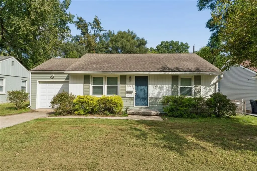 8549 Wornall Road, Kansas City, MO 64114 - #1