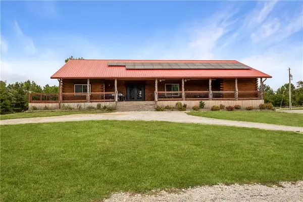 27300 E Orient Cemetery Road, Harrisonville, MO 64701