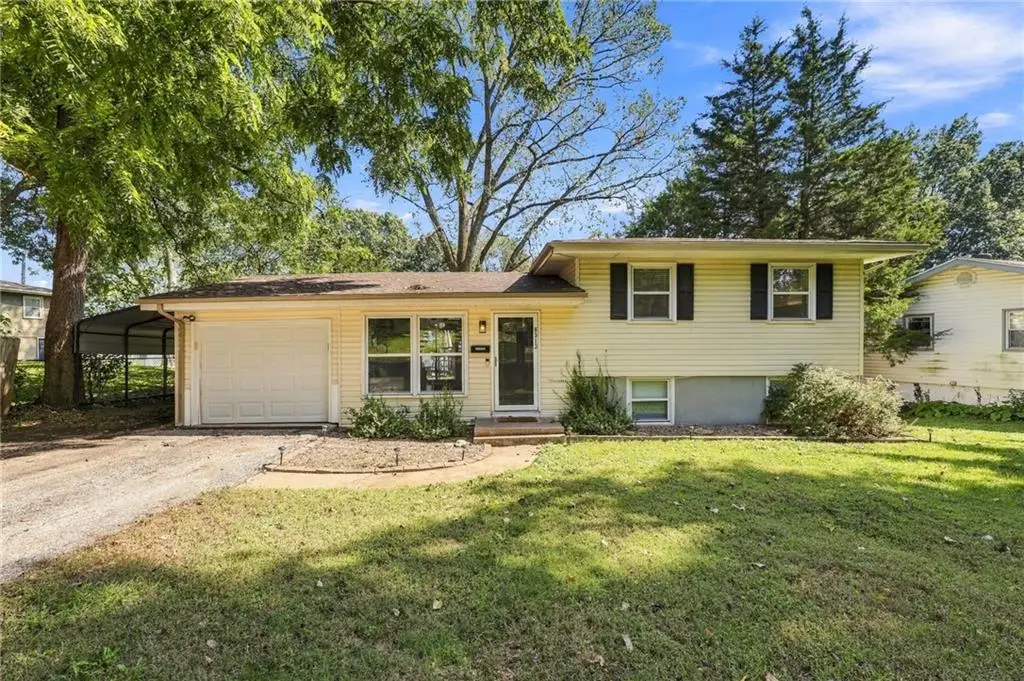 6313 N Wabash Avenue, Kansas City, MO 64118 - #1