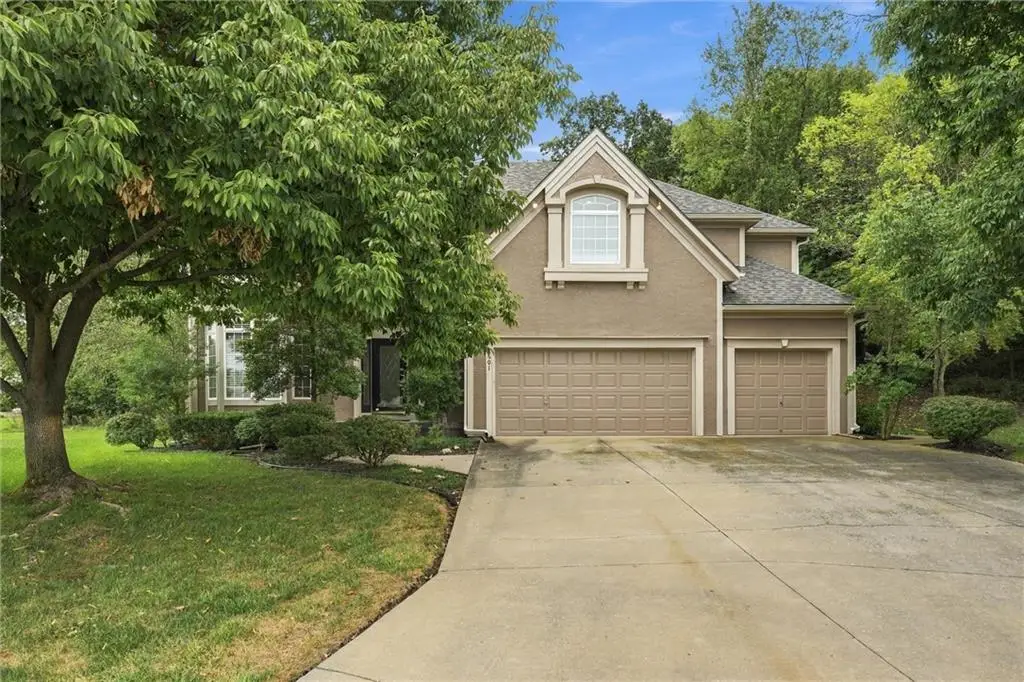 5601 NE Misty Meadow Place, Lees Summit, MO 64064 - #1