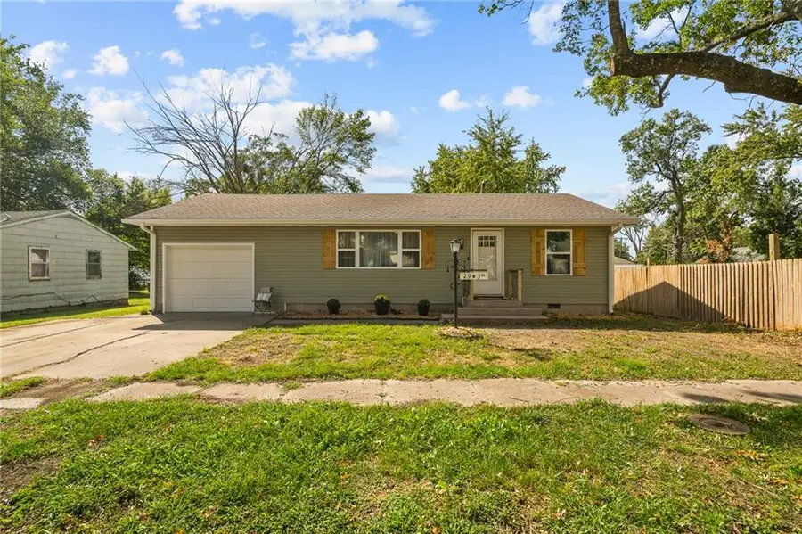 29 W 3 Rd Street, Adrian, MO 64720 - #2