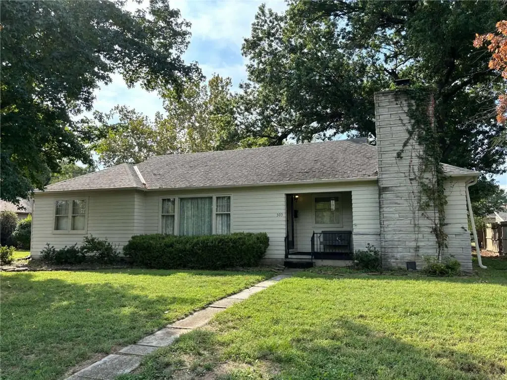 505 W Washington Street, Pittsburg, KS 66762 - #1