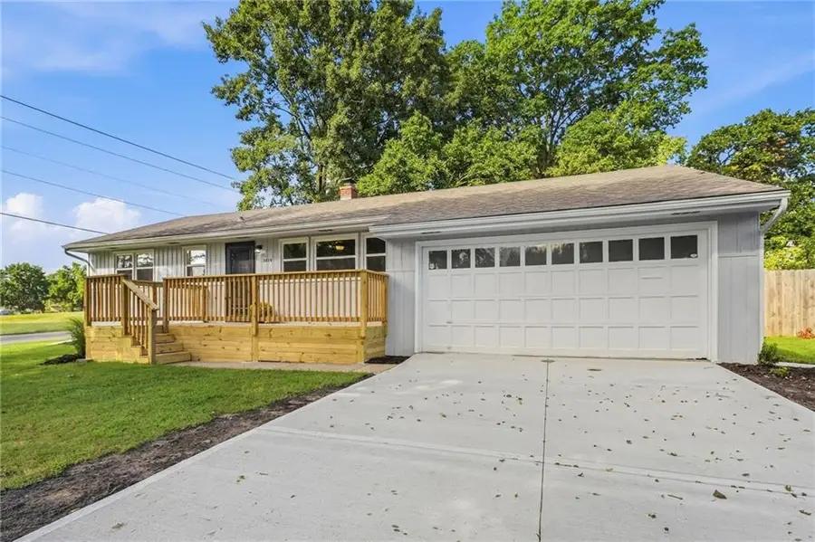 3028 S Hedges Avenue, Independence, MO 64052 - #2