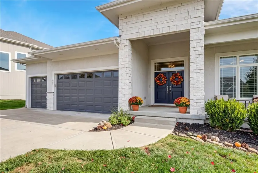 12000 W 184 Street, Overland Park, KS 66085 - #2