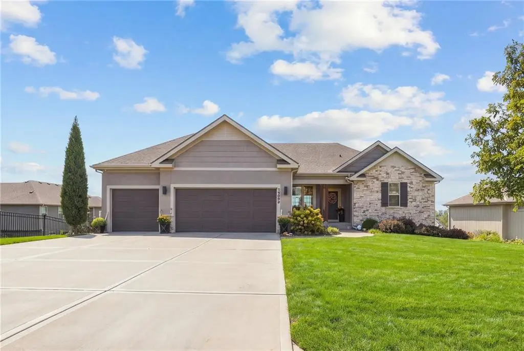 20909 W 189th Street, Spring Hill, KS 66083 - #1